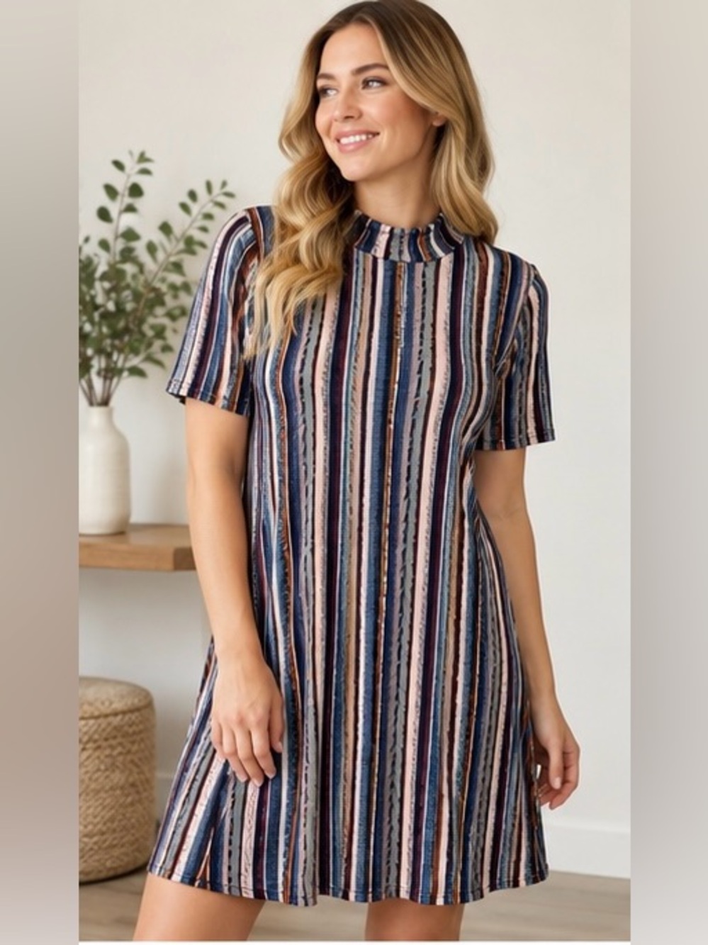 BCBGeneration Size L Multicolor Striped Short Sleeve Dress